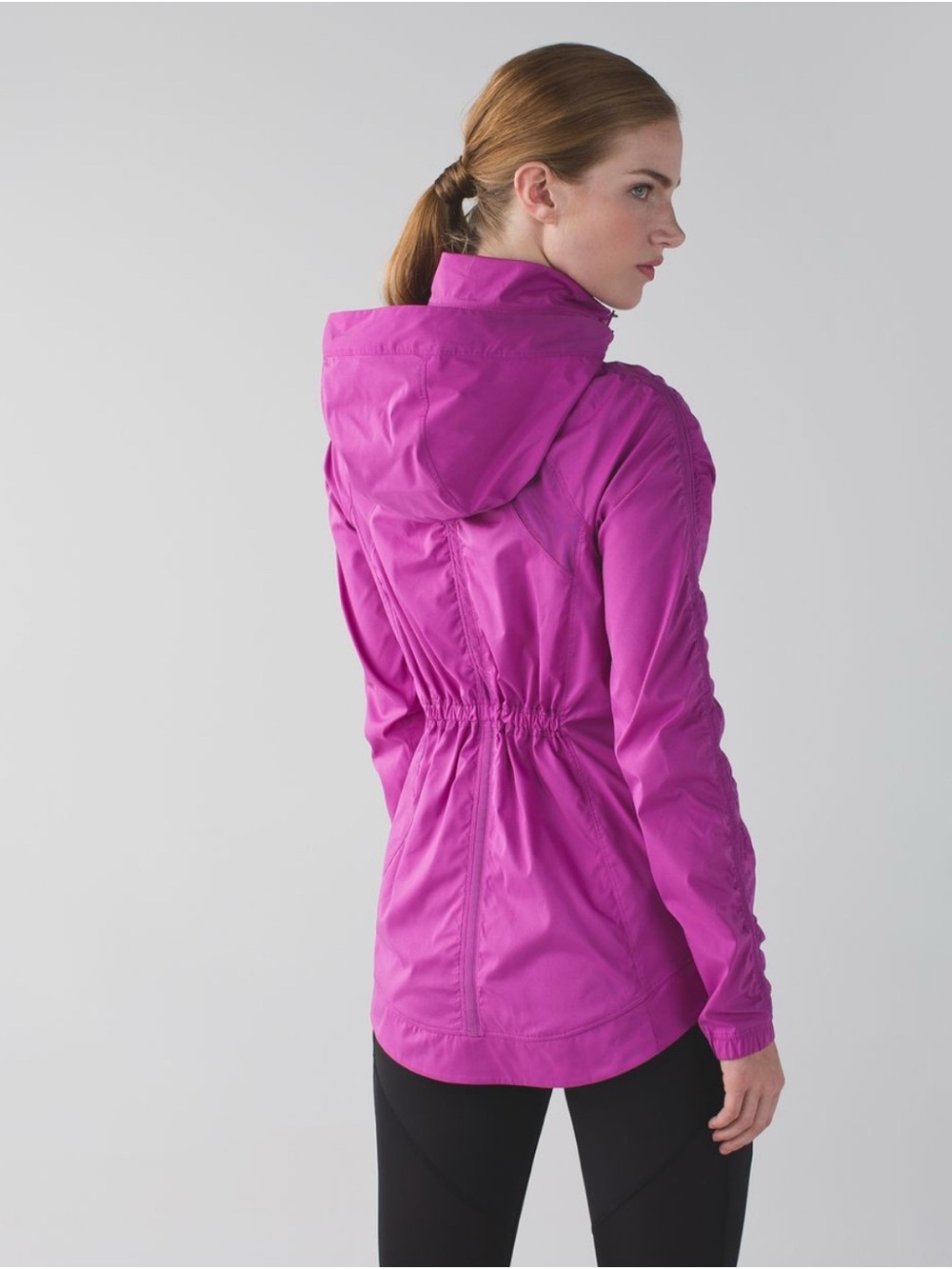 Lightweight Lululemon Women's Hooded Running Jacket in Ultra Violet - Picture 2 of 13